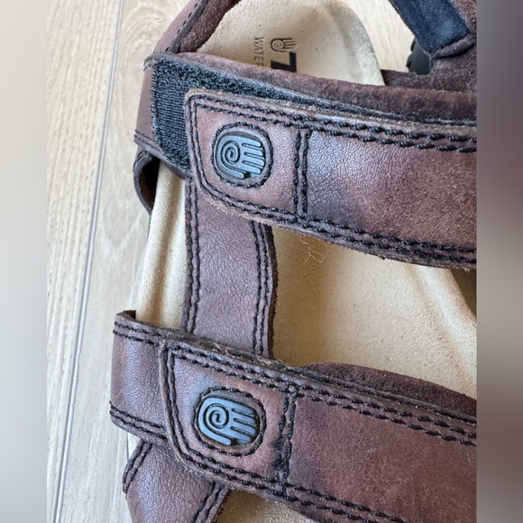 Teva Waterproof Leather Hiking Sandals Brown #6591 Men’s 8 EUC - Picture 5 of 14